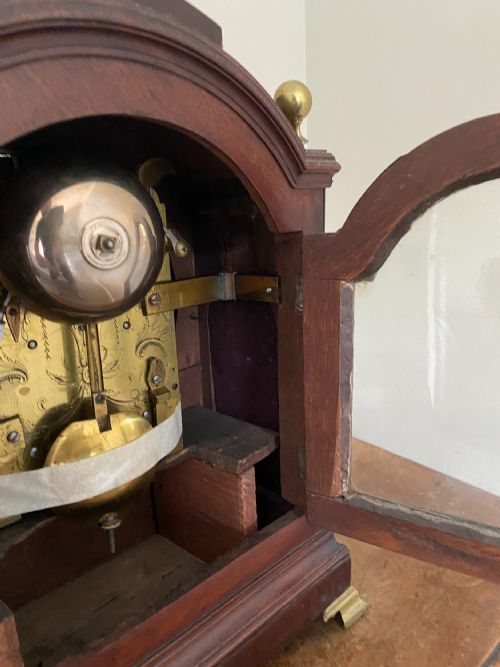 REGENCY MAHOGANY AND BRASS MOUNTED BRACKET CLOCK - ADDITIONAL PHOTO 7