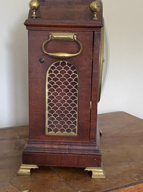 REGENCY MAHOGANY AND BRASS MOUNTED BRACKET CLOCK - ADDITIONAL PHOTO 10