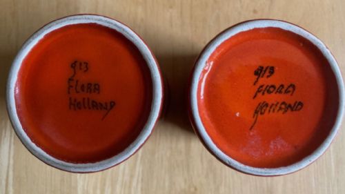PAIR OF FLORA HOLLAND 913 GOUDA TOKIO VASES - ADDITIONAL PHOTO 1