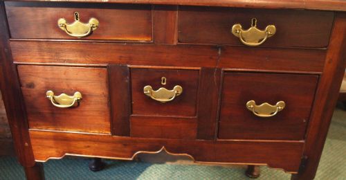 18TH C AMERICAN LOWBOY CIRCA 1750 - ADDITIONAL PHOTO 2