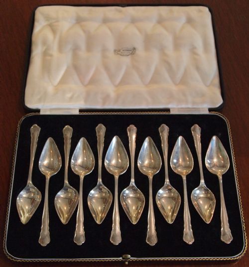 Stylish Silver Grapefruit Spoons - A Good Wedding Present