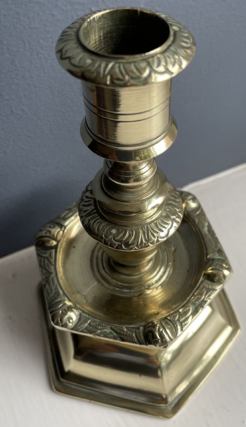 RARE 17TH18TH SWEDISH BELL BRASS CANDLE STICK - ADDITIONAL PHOTO 1