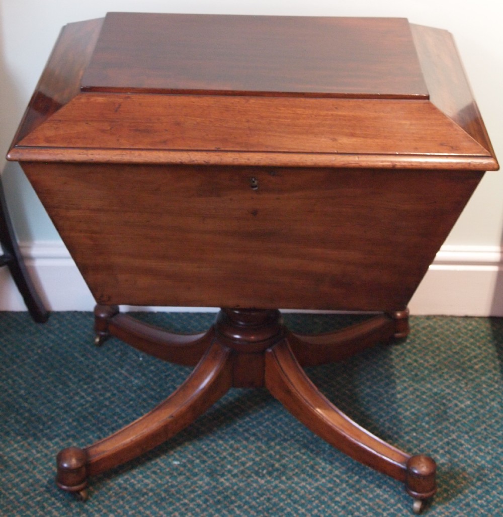 Georgian Mahogany Sarcophagus Cellarette C1800
