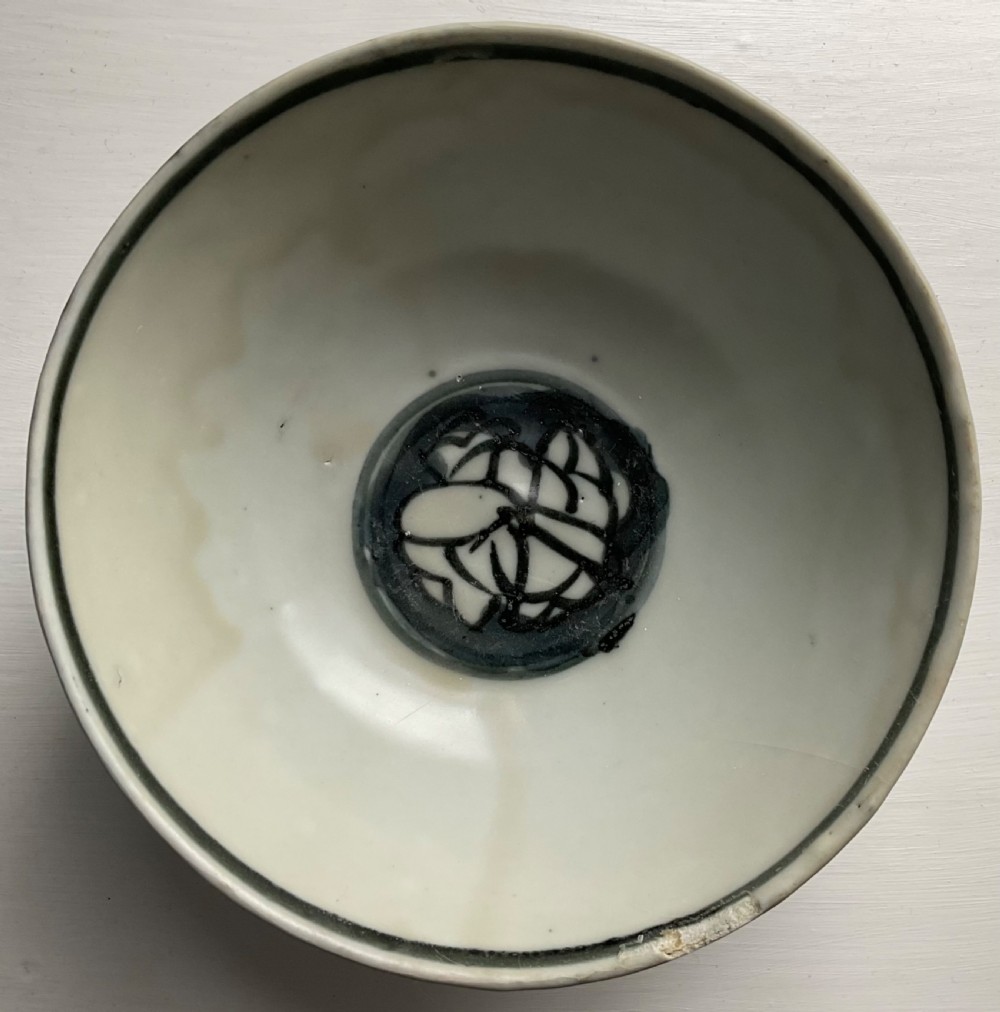Rare Black Decorated Ming Cargo Bowl circa 1645 View IV