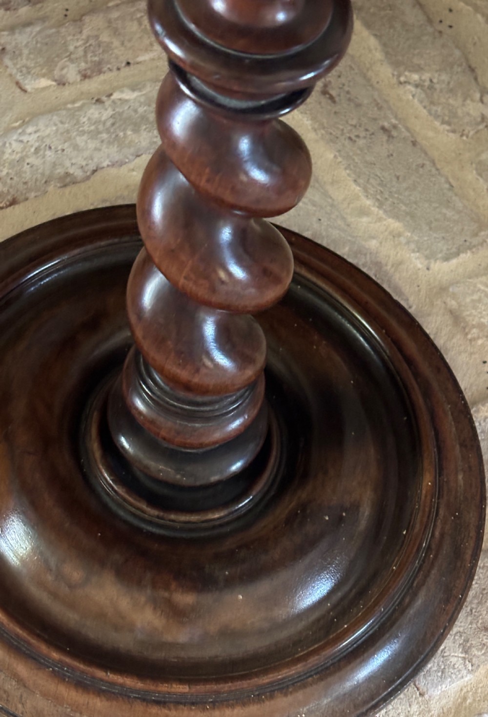 William and Mary Walnut Candle Stand/Wine Table 1690 View III