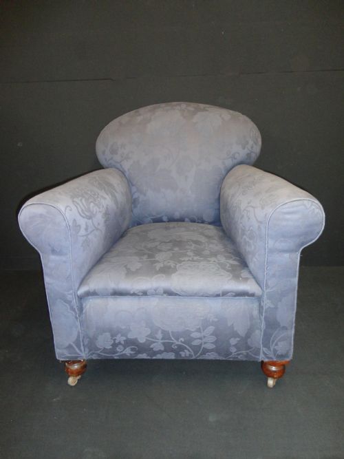 Victorian Mahogany Armchair Set on Its Original Casters