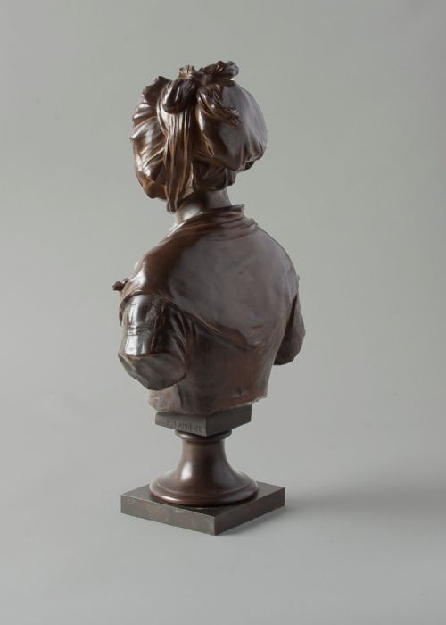 fig 1. French bronze sculpture of a female, signed in the bronze E.LAURENT