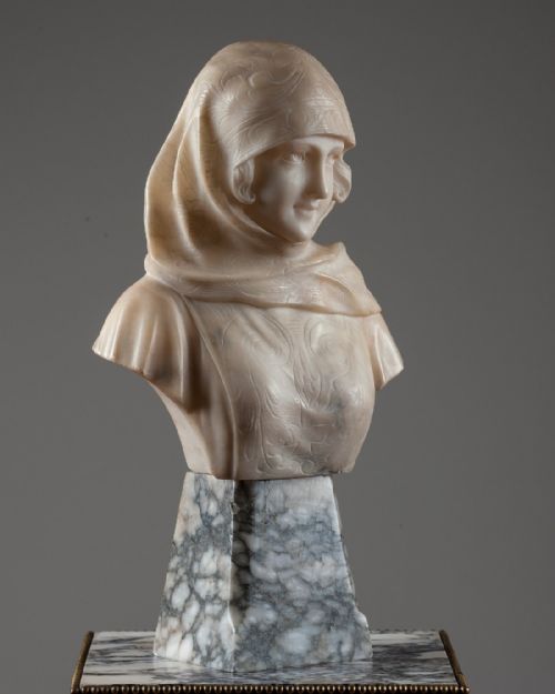 French Art Deco Alabaster Sculpture of a Female