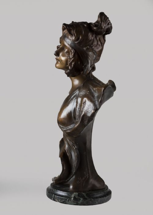 FRENCH ART NOUVEAU SPELTER FEMALE SCULPTURE SET ON A VERDI GREEN MARBLE BASE - ADDITIONAL PHOTO 1