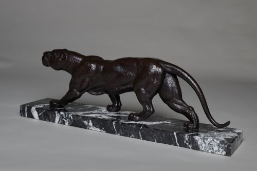fig 1. A Stunning French Art Deco Sculpture Of A Spelter Panther Set On A Marble Base Signed D.H.Chiparus