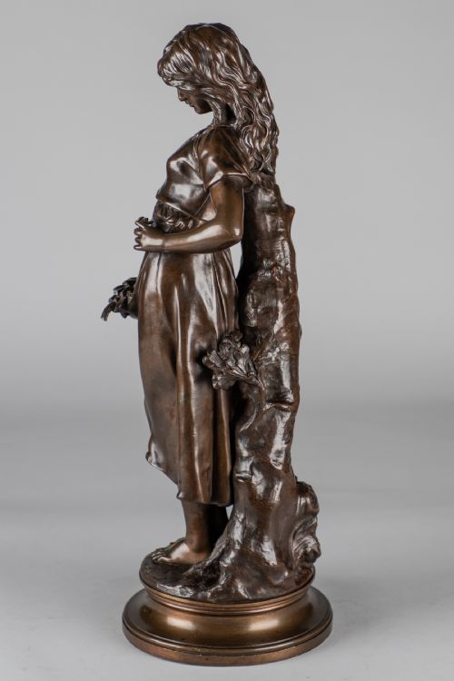 LARGE 19TH CENTURY FRENCH BRONZE SCULPTURE OF A FEMALE SIGNED AGAUDEZ - ADDITIONAL PHOTO 4