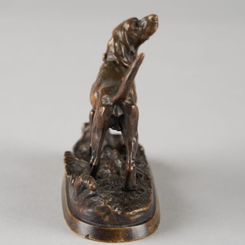 19TH CENTURY FRENCH SCULPTURE OF A BRONZE DOG SIGNED DUBUCAND - ADDITIONAL PHOTO 1