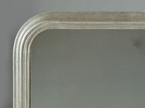 LARGE 19TH CENTURY VICTORIAN ENGLISH SILVERED OVERMANTLE MIRROR - ADDITIONAL PHOTO 1