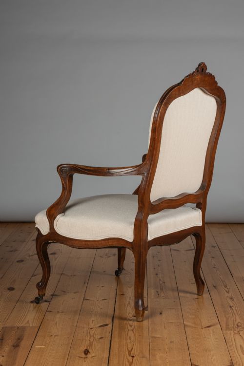 PAIR OF LARGE 19TH CENTURY FRENCH LOUIS XV STYLE CARVED WALNUT ARMCHAIRS - ADDITIONAL PHOTO 2