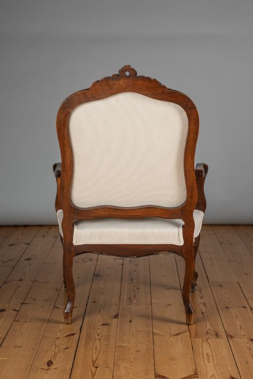 PAIR OF LARGE 19TH CENTURY FRENCH LOUIS XV STYLE CARVED WALNUT ARMCHAIRS - ADDITIONAL PHOTO 3