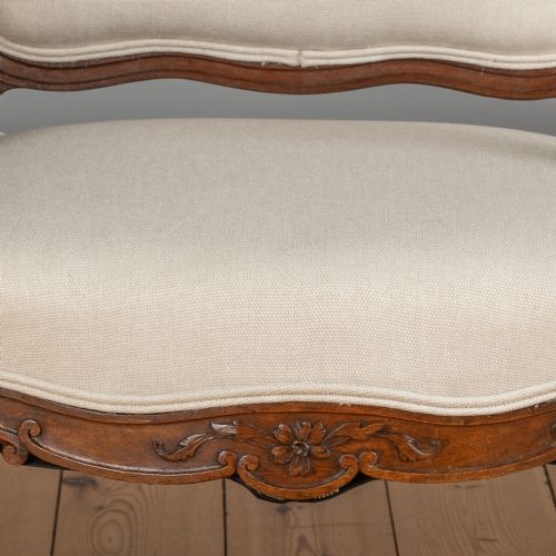 PAIR OF LARGE 19TH CENTURY FRENCH LOUIS XV STYLE CARVED WALNUT ARMCHAIRS - ADDITIONAL PHOTO 7
