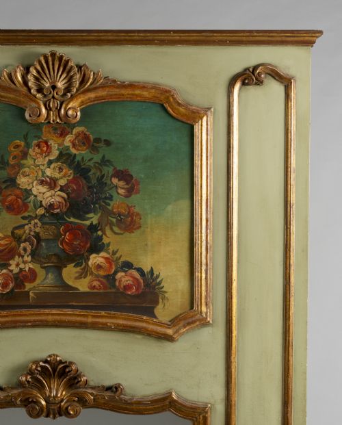 LARGE 19TH CENTURY FRENCH PAINTED AND GILT TRUMEAU OVERMANTLE MIRROR - ADDITIONAL PHOTO 4