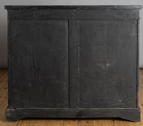 VICTORIAN ENGLISH EBONISED AND GILT GLAZED DISPLAY CABINET WITH ORMOLU MOUNTS - ADDITIONAL PHOTO 7