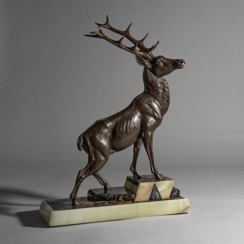 LARGE FRENCH ART DECO SCULPTURE OF A SPELTER STAG SET ON A MARBLE AND ONYX BASE - ADDITIONAL PHOTO 10