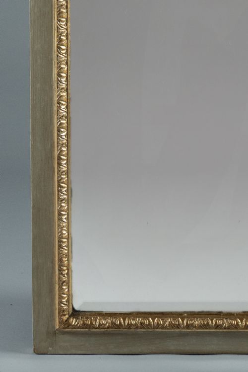 VICTORIAN ENGLISH PAINTED AND PARCEL GILT OVERMANTLE MIRROR PIER MIRROR - ADDITIONAL PHOTO 4