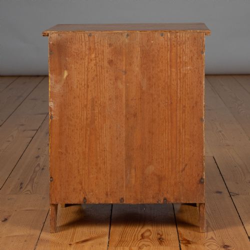 SMALL 19TH CENTURY ENGLISH SIMULATED PAINTED WOOD CHEST OF DRAWERS - ADDITIONAL PHOTO 4