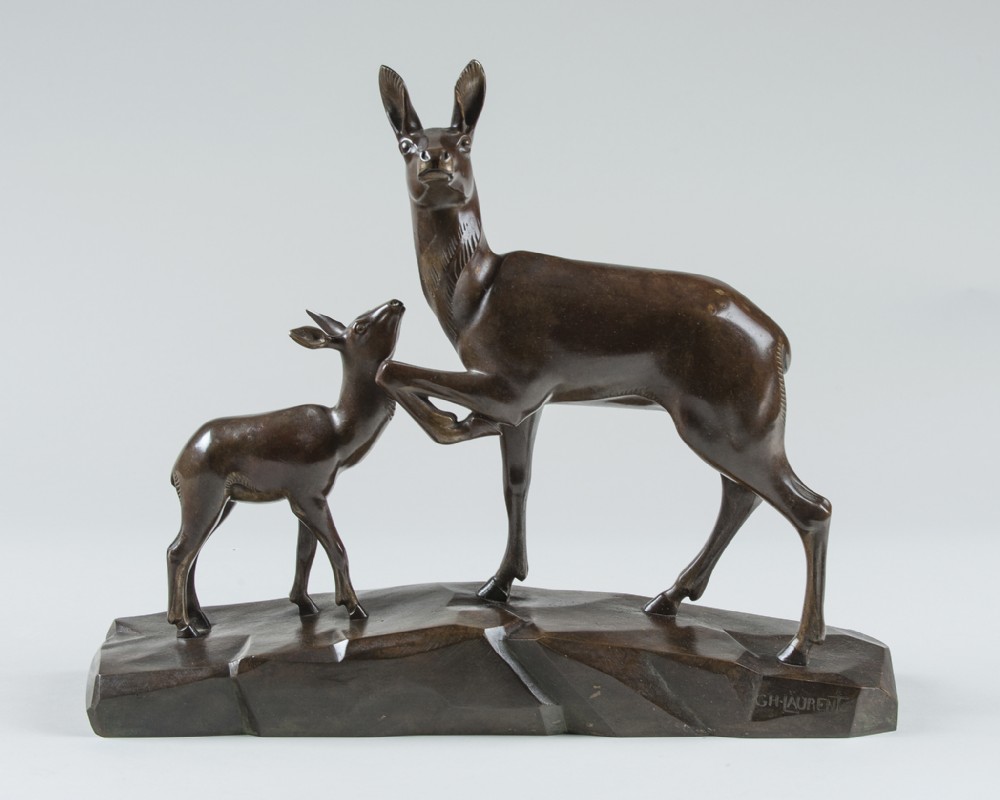 French Art Deco stylised bronze sculpture