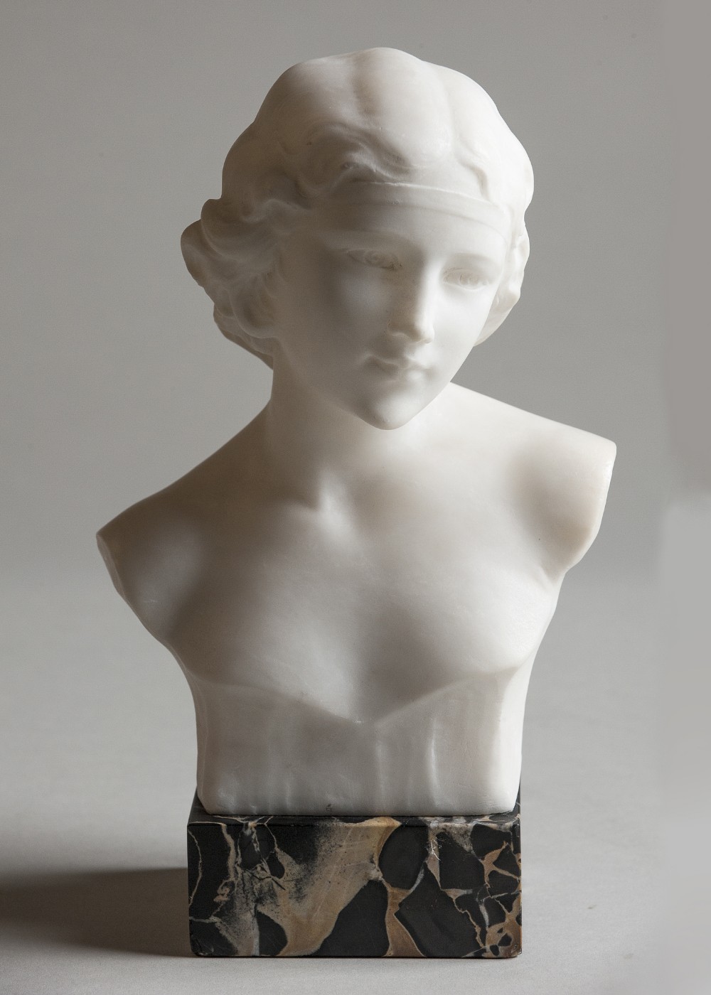 Italian carved alabaster female sculpture