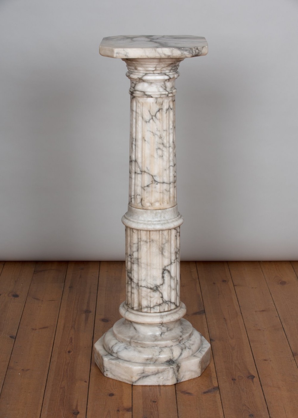 Late 19th century Italian large Alabaster pedestal column