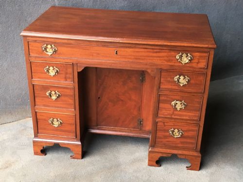 Mahogany Kneehole Desk