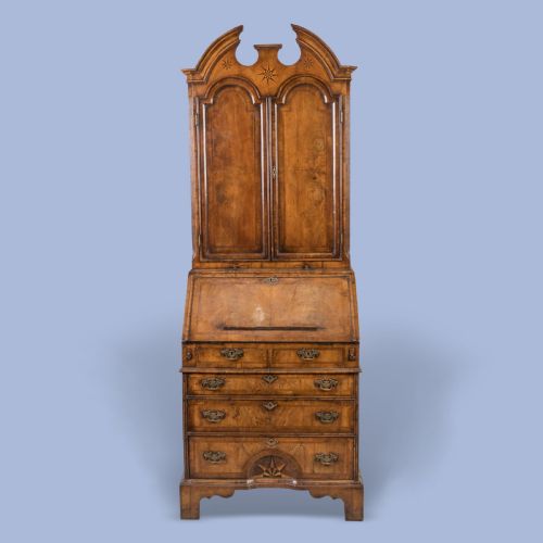 WALNUT BUREAU CABINET IN THE EARLY GEORGIAN MANNER - ADDITIONAL PHOTO 1
