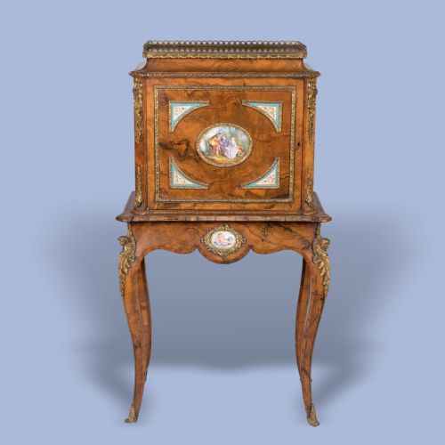 AN ENGLISH PORCELAIN MOUNTED WALNUT CABINET IN THE LOUIS XV MANNER - ADDITIONAL PHOTO 1