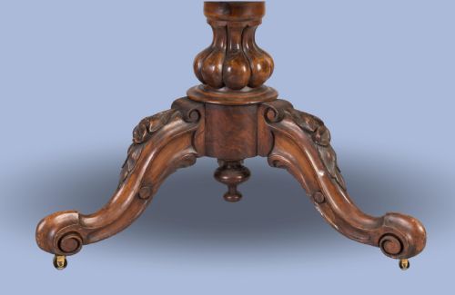 A FINE WALNUT AND MARQUETRY INLAID CENTRE TABLE - ADDITIONAL PHOTO 2