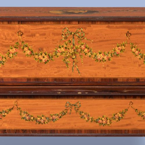 AN ATTRACTIVE SATINWOOD CARLTON HOUSE DESK - ADDITIONAL PHOTO 1