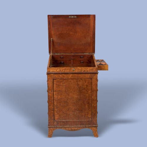 A LATE GEORGIAN BURR ELM DAVENPORT DESK - ADDITIONAL PHOTO 5