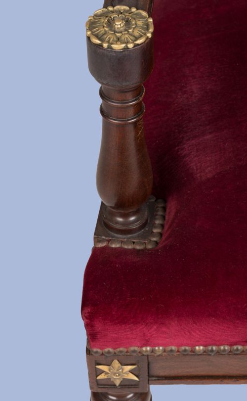 A PAIR OF FRENCH ARMCHAIRS IN THE MANNER OF THE CONSULATE PERIOD - ADDITIONAL PHOTO 4