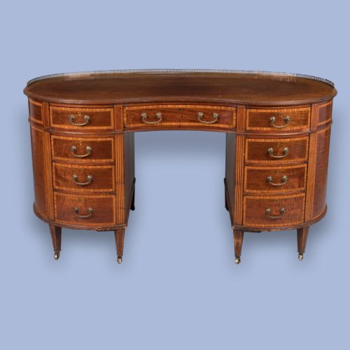 A LATE 19TH CENTURY MAHOGANY KIDNEYSHAPED DESK - ADDITIONAL PHOTO 1
