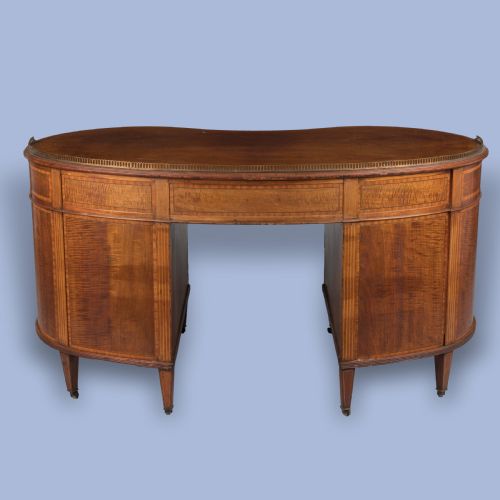 A LATE 19TH CENTURY MAHOGANY KIDNEYSHAPED DESK - ADDITIONAL PHOTO 2