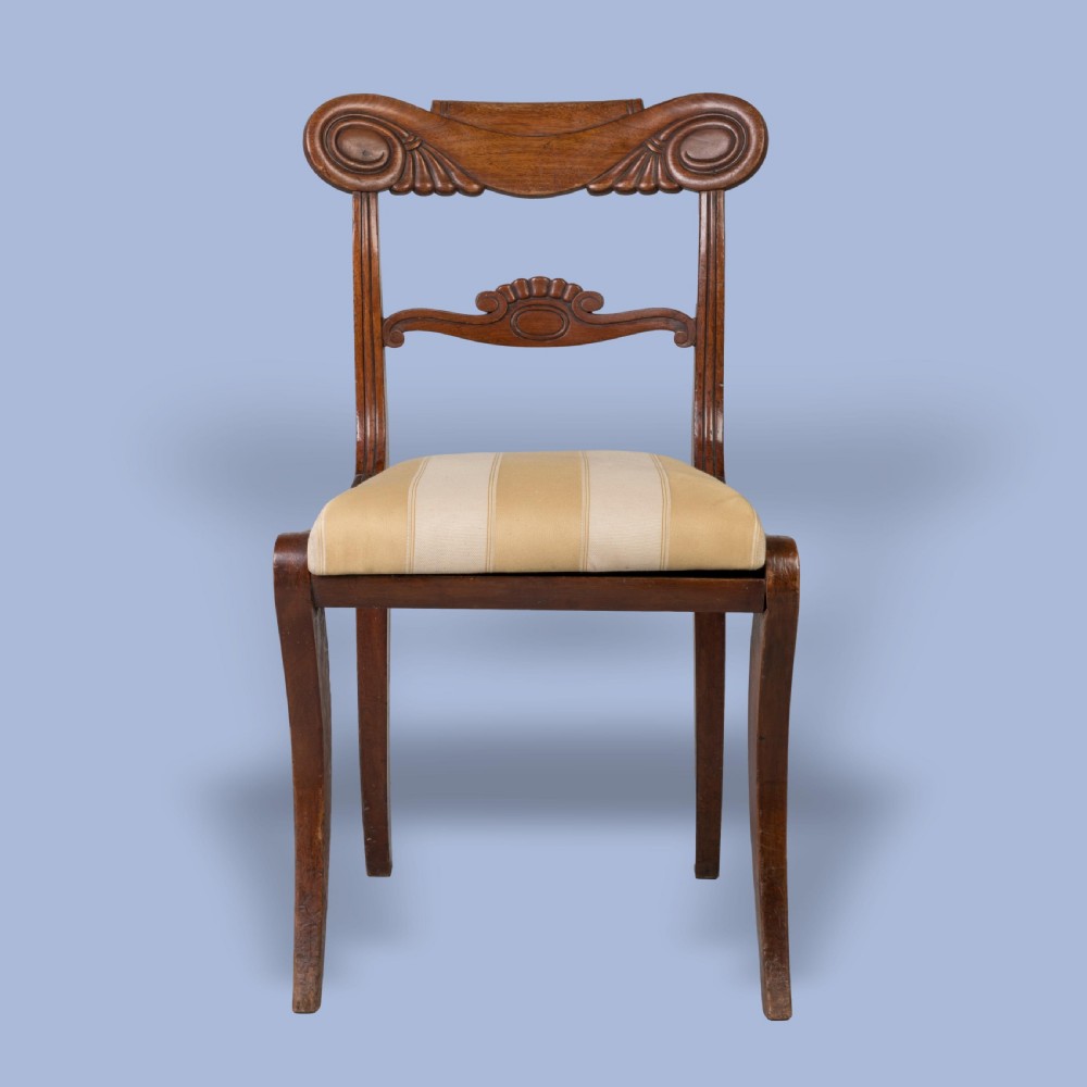 A SET OF 8 MAHOGANY CARVED DINING CHAIRS OF THE WILLIAM IV PERIOD View II