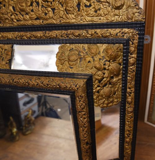 ANTIQUE FRENCH CUSHION MIRROR METAL MOUNTS CIRCA 1880 - ADDITIONAL PHOTO 5