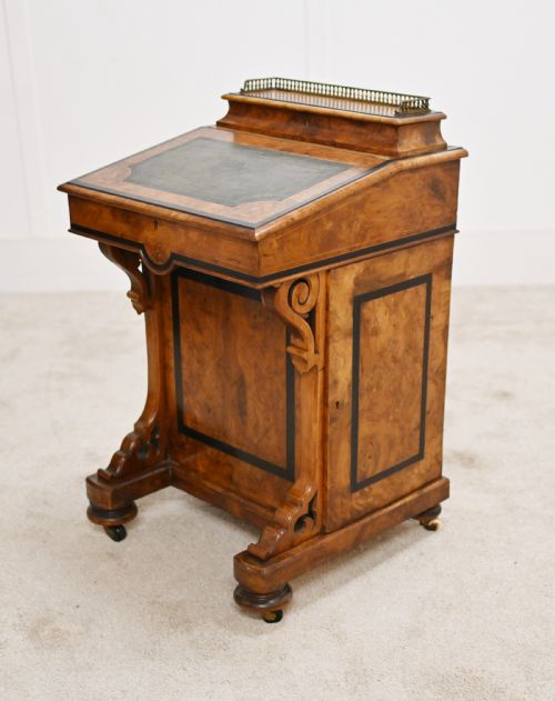 Victorian Davenport Desk Walnut 1880
