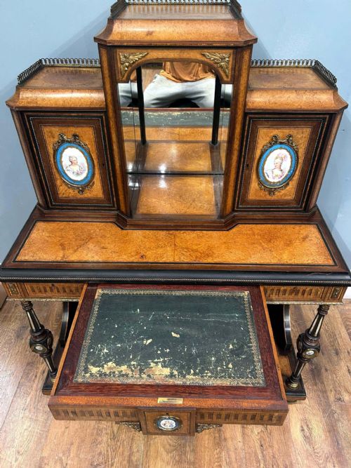 VICTORIAN BONHEUR DE JOUR DESK AMBOYNA SEVRES PLAQUES 1860 - ADDITIONAL PHOTO 10