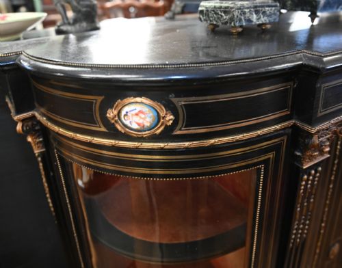VICTORIAN EBONIZED CREDENZA SIDE CABINET SEVRES PLAQUES 1880 - ADDITIONAL PHOTO 3