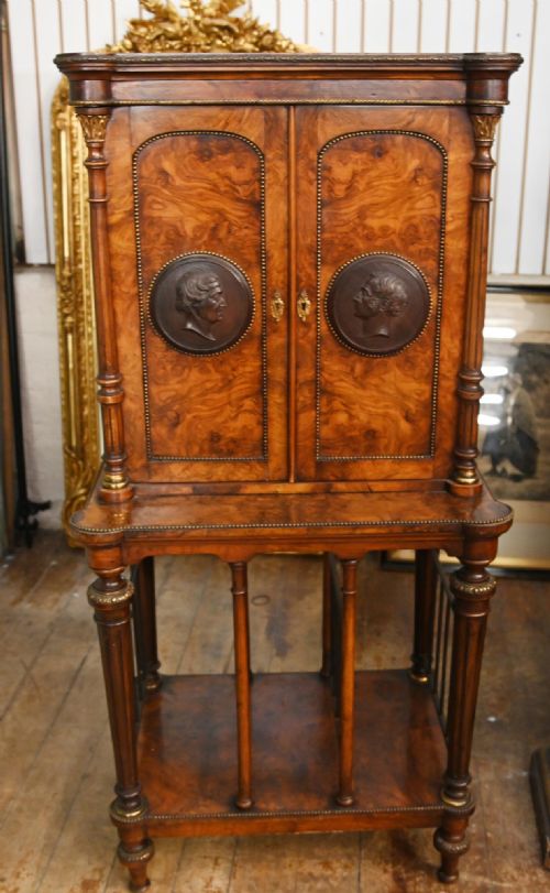 VICTORIAN WALNUT CABINET ON STAND BRONZE PLAQUES 1840 - ADDITIONAL PHOTO 10