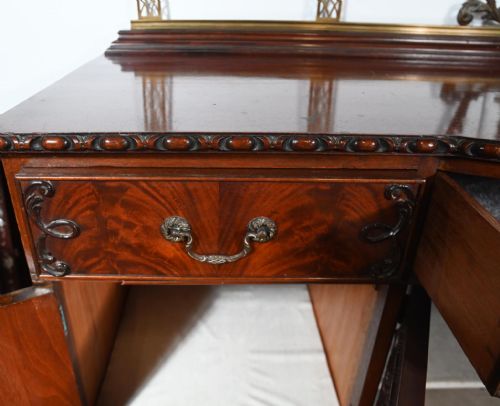 CHIPPENDALE MAHOGANY SIDEBOARD SERVER 1890 BUFFET - ADDITIONAL PHOTO 3