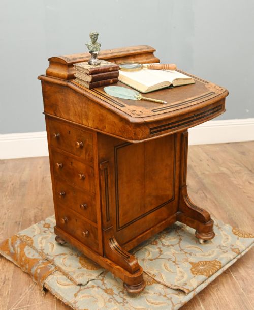 VICTORIAN WALNUT DAVENPORT DESK PERIOD 1890