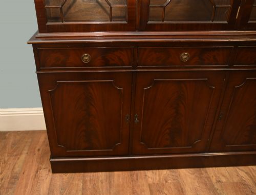 GEORGIAN REVIVAL MAHOGANY BOOKCASE CABINET - ADDITIONAL PHOTO 2