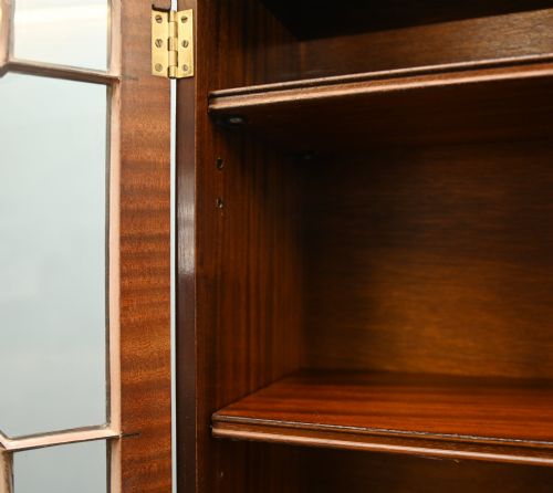 GEORGIAN REVIVAL MAHOGANY BOOKCASE CABINET - ADDITIONAL PHOTO 6