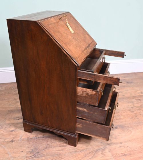VICTORIAN BUREAU WALNUT ANTIQUE WRITING TABLE 1890 - ADDITIONAL PHOTO 3