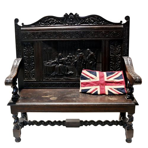 Italian Renaissance Hall Bench Settle Revival Carved Walnut Circa 1880