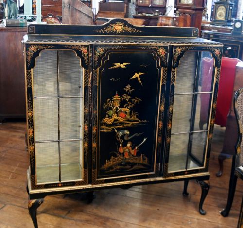 Chinoiserie Display Cabinet Black Lacquer Antique Vitrine 1910
